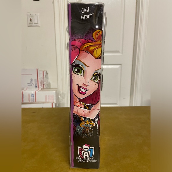 Monster High Freaky Field Trip Gigi Grant. 2014. Collectible Beautiful NWT NRFB - Picture 7 of 9